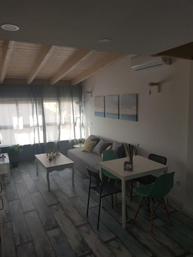 Apt 5 - Apartamento En La Playa De El Palo Málaga Kültér fotó